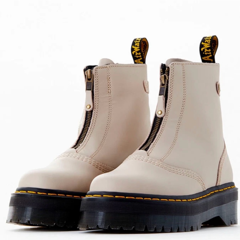 DR. MARTENS JETTA ZIPPED SENDAL LEATHER PLATFORM BOOTS VINTAGE TAUPE US 8